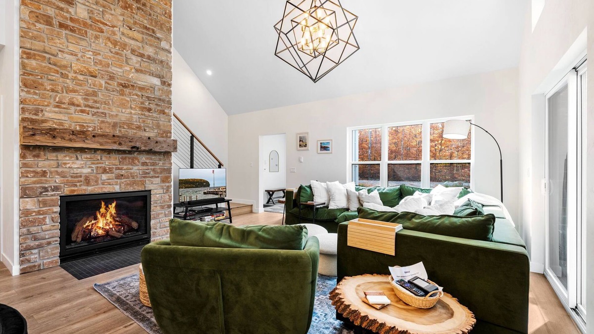 Gills Rock House | Halvø Home-Modern, Accessible, and Wooded Ellison Bay Retreat with Fireplace, BBQ and More!