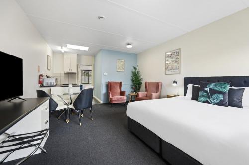 Hamilton Hotel | Hamilton Lakeside Motel