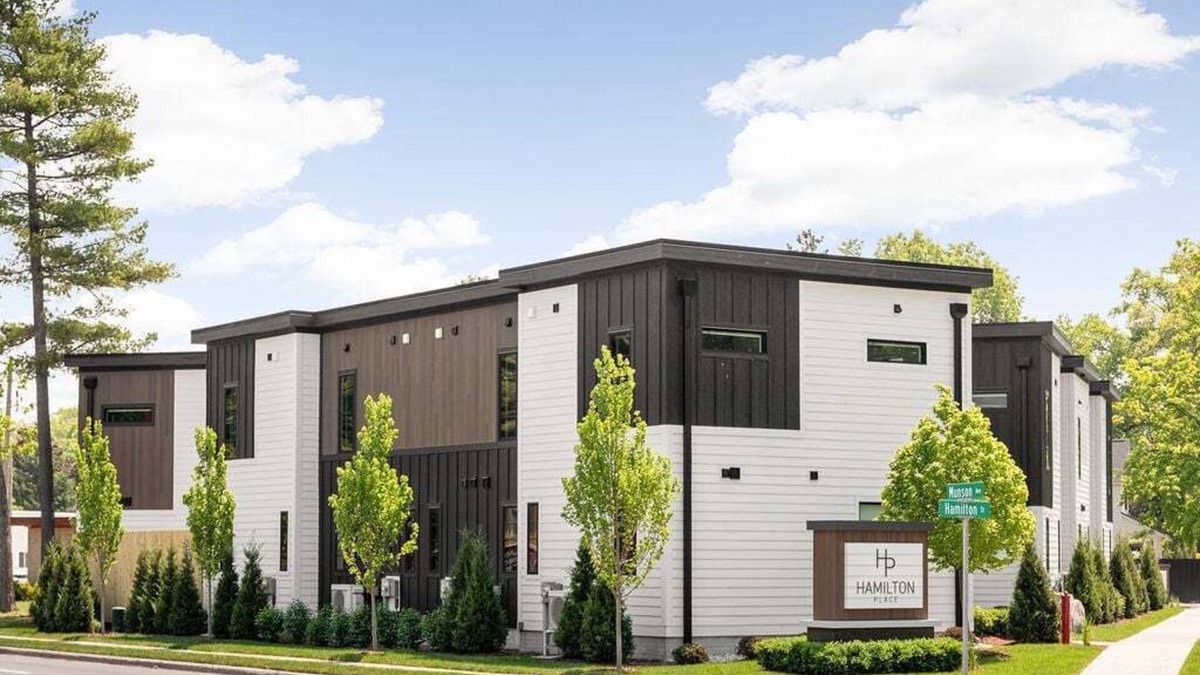 Traverse City Apartment | Hamilton Place | Dunecrest Building | 5 Units