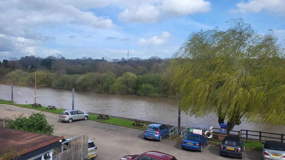 Stourport-on-Severn Apartment | Hampstall Inn Flats