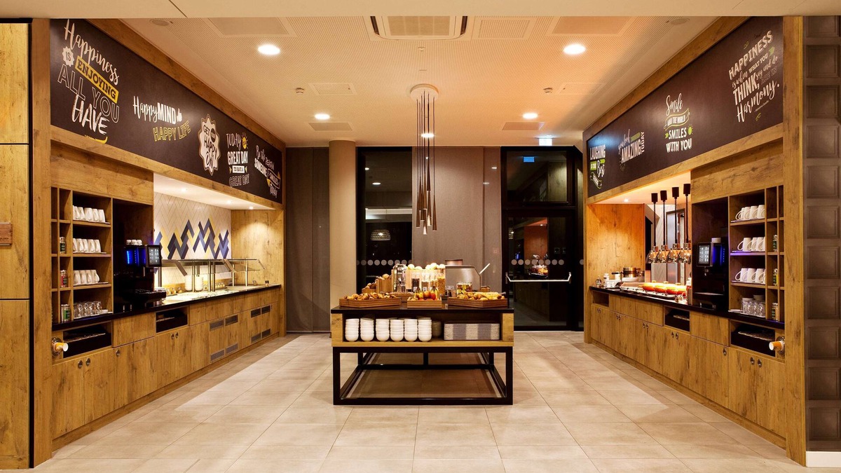 Aachen Hotel | Hampton by Hilton Aachen Tivoli