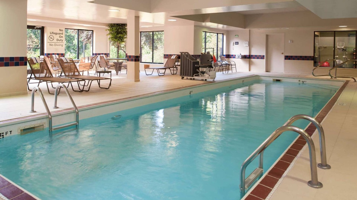 Kokomo Hotel | Hampton Inn and Suites Kokomo