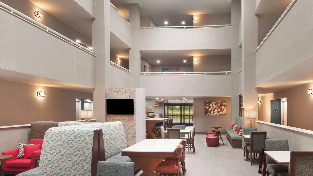 Athens Hotel | Hampton Inn Athens