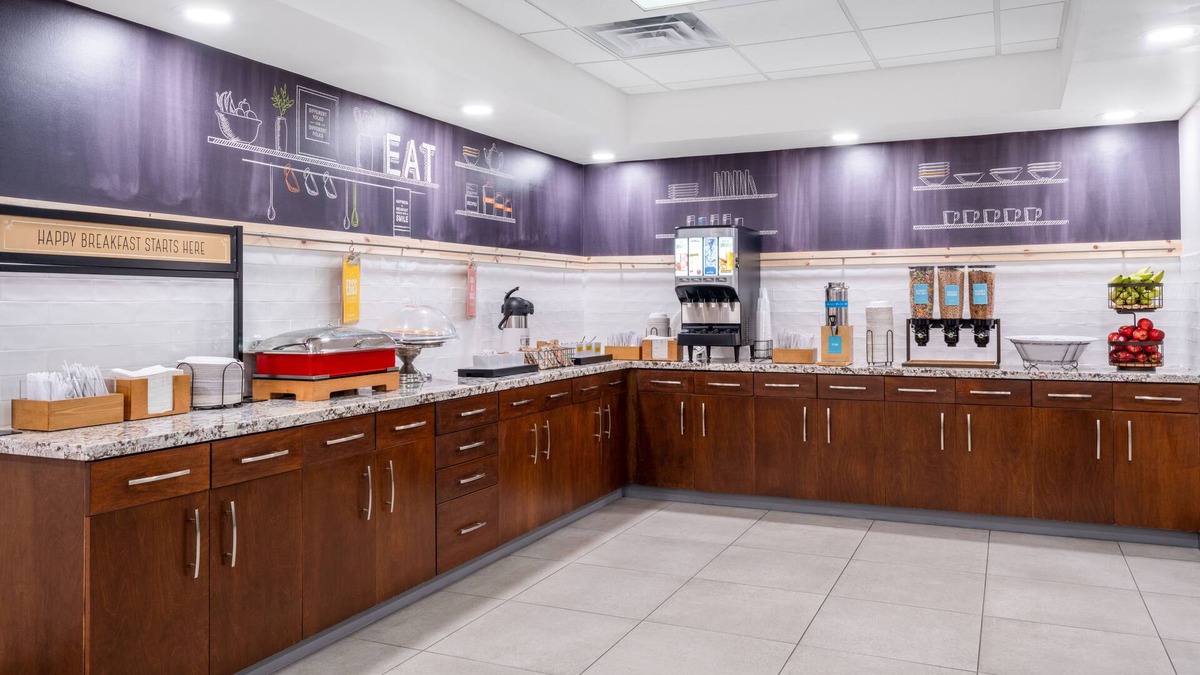 Auburn Hotel | Hampton Inn Auburn