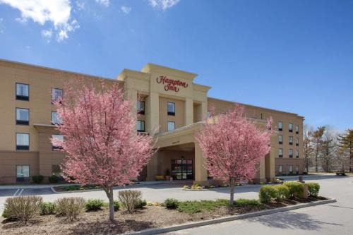 East Garden City Hotel | Hampton Inn by Hilton Garden City Long Island