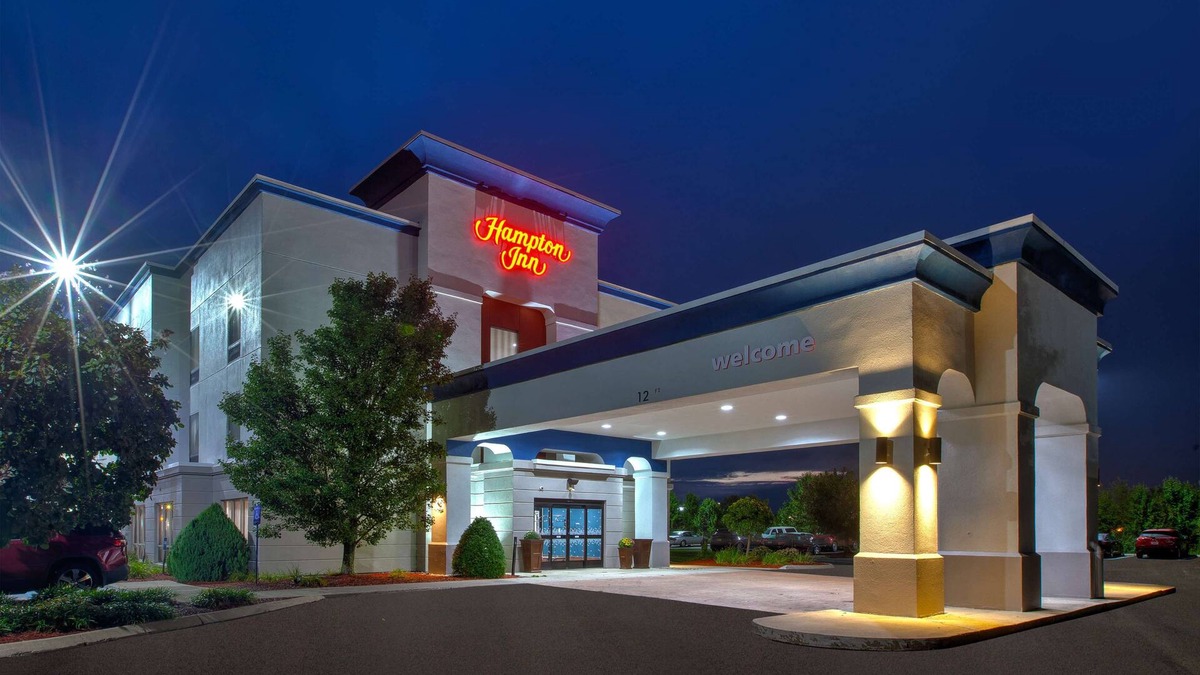 Clarion Hotel | Hampton Inn Clarion
