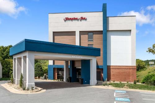 Front Royal Hotel | Hampton Inn Front Royal