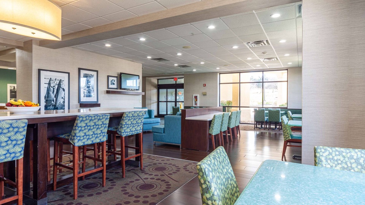 Front Royal Hotel | Hampton Inn Front Royal