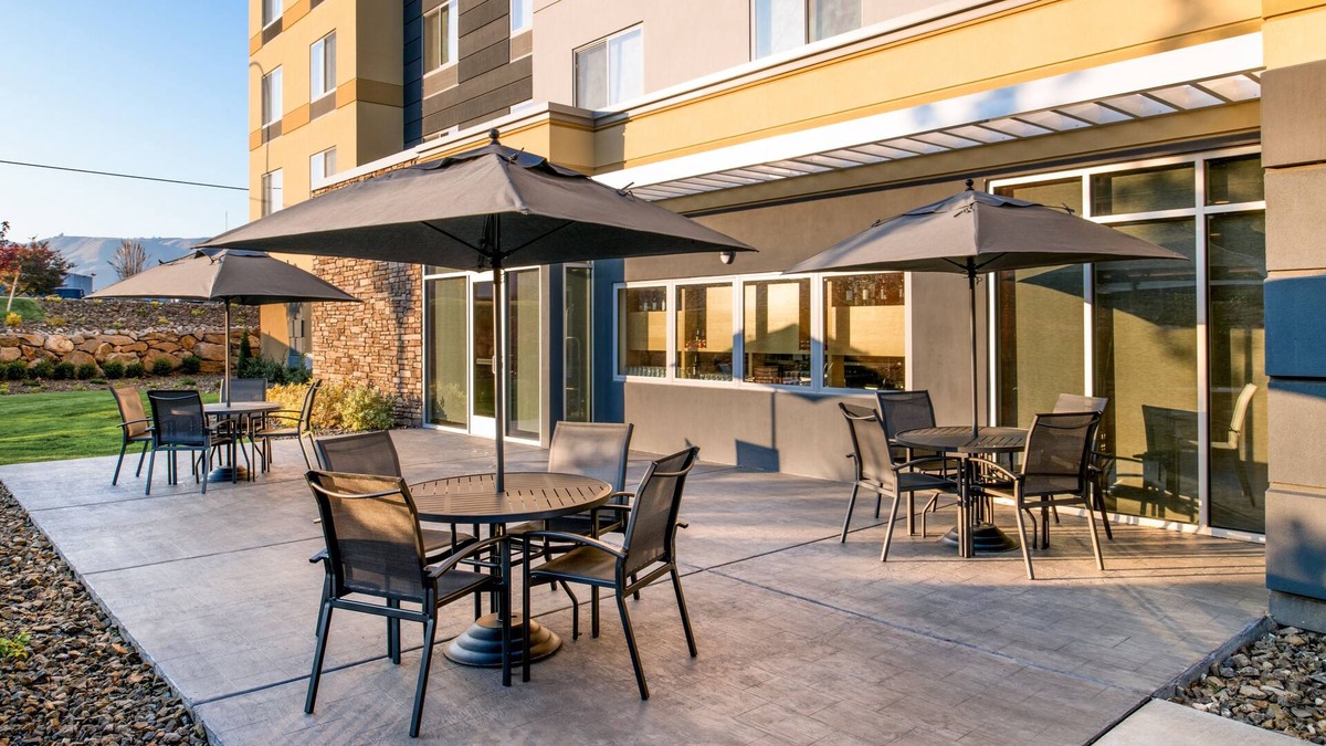 Tri-Cities Hotel | Hampton Inn Kennewick at Southridge