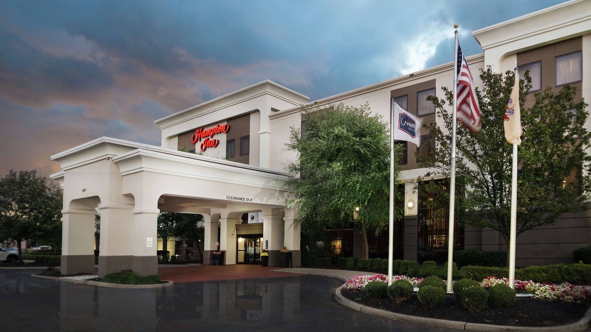 Linden Hotel | Hampton Inn Linden