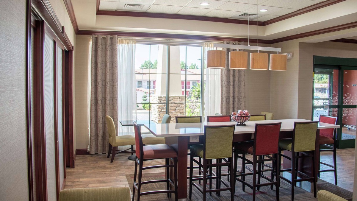 Murphy Hotel | Hampton Inn Murphy
