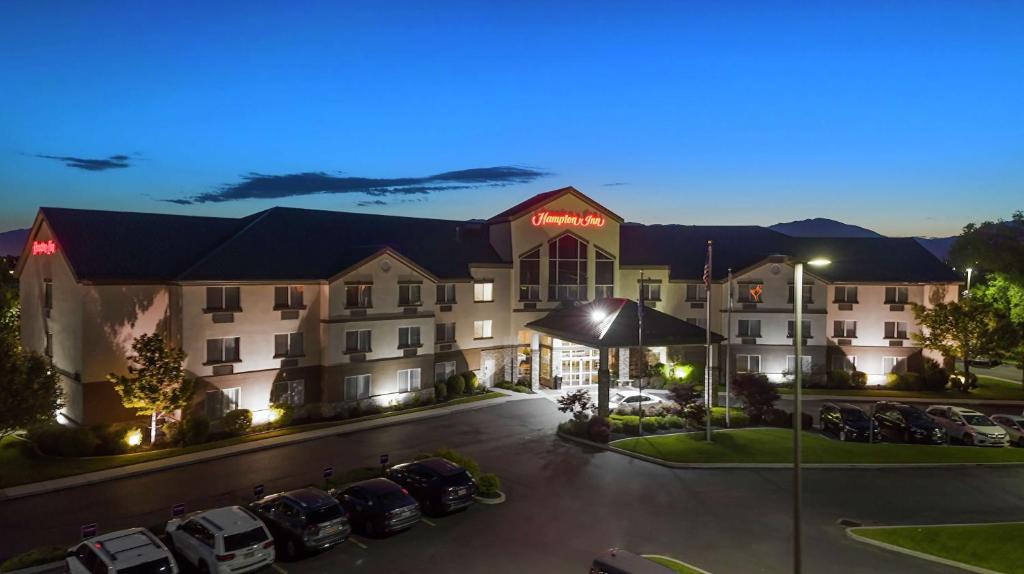 Glendale Hotel | Hampton Inn Salt Lake City Central