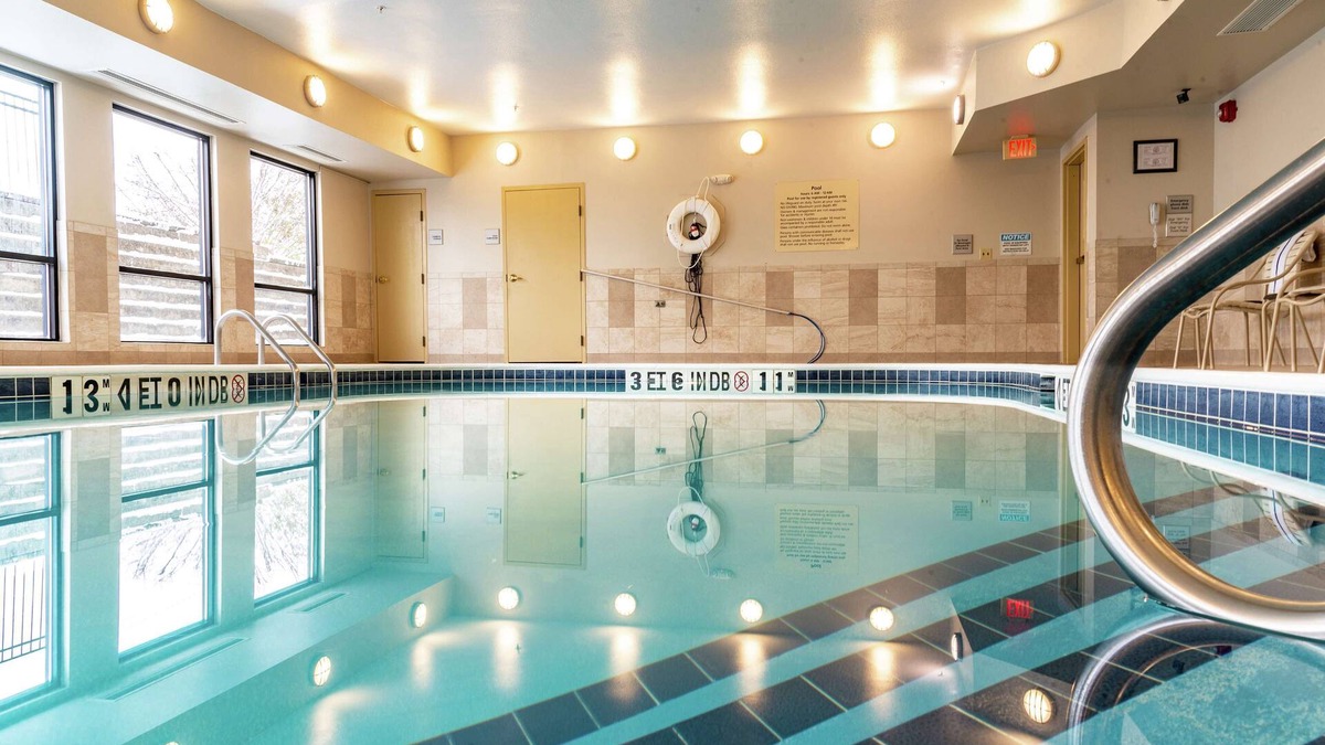 St. Joseph Hotel | Hampton Inn St. Joseph