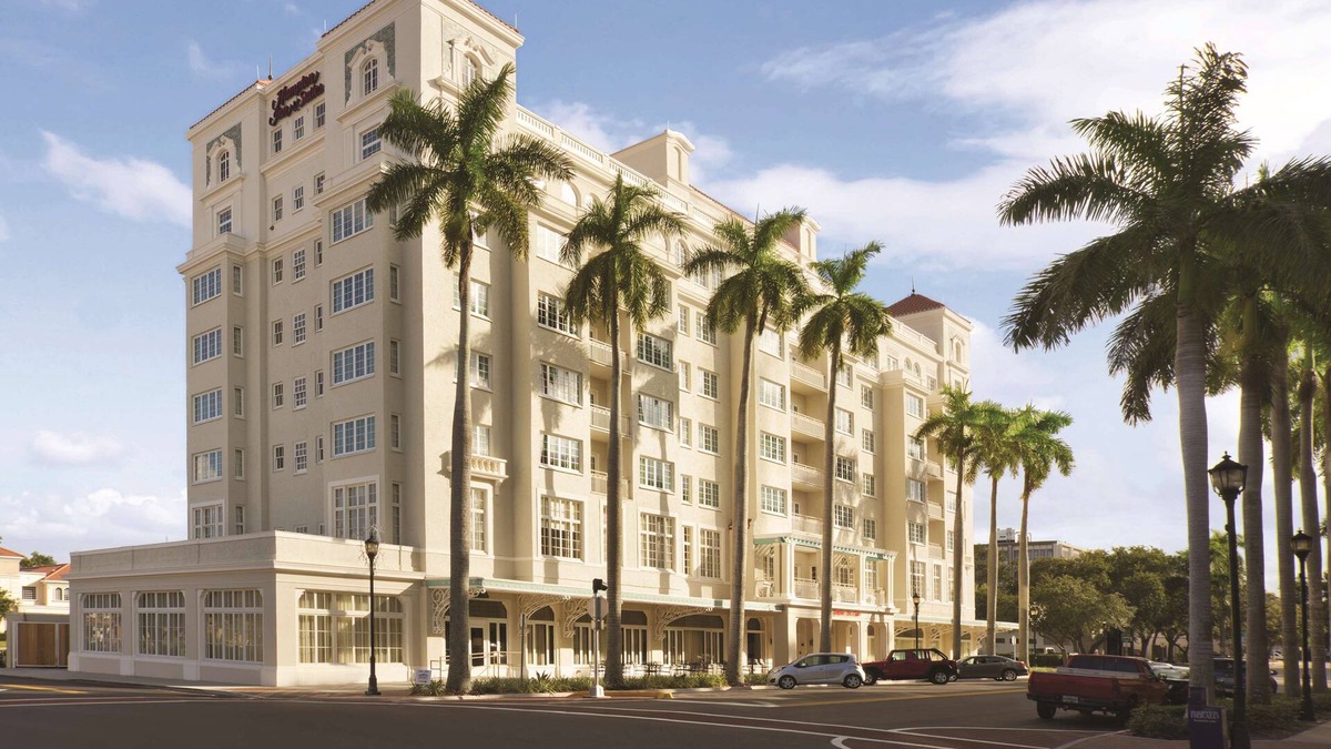 Bradenton Hotel | Hampton Inn & Suites Bradenton Downtown Historic District