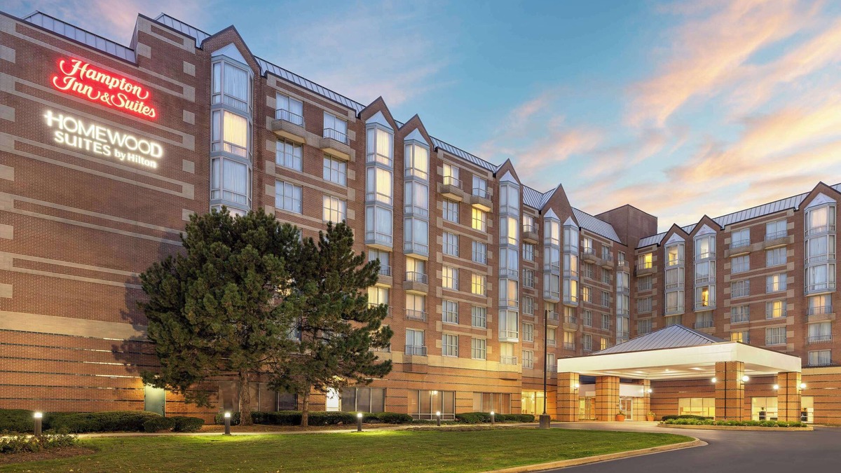 Downers Grove Hotel | Hampton Inn & Suites Downers Grove Chicago
