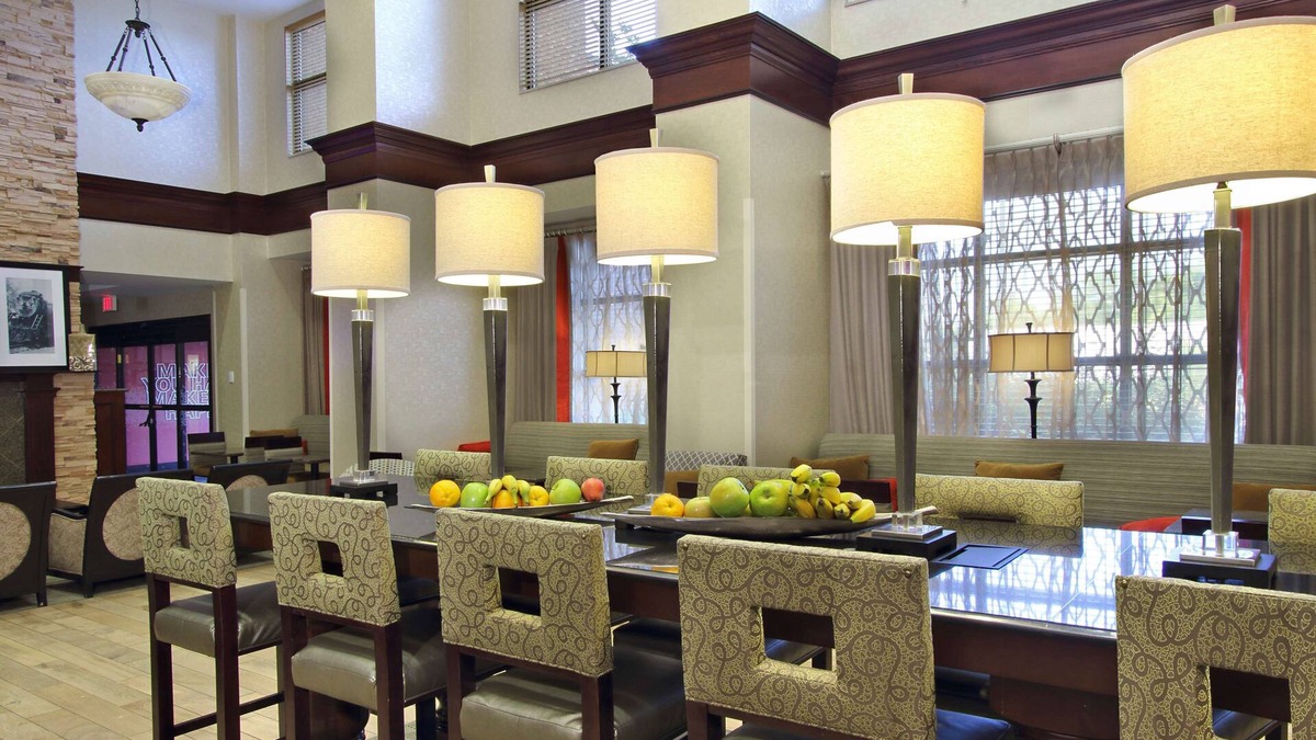 Florence Hotel | Hampton Inn & Suites Florence-Downtown