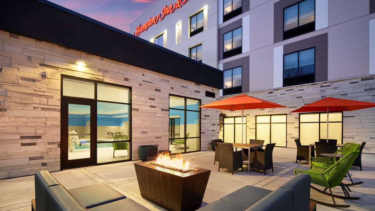 Franklin Hotel | Hampton Inn & Suites Franklin Indianapolis