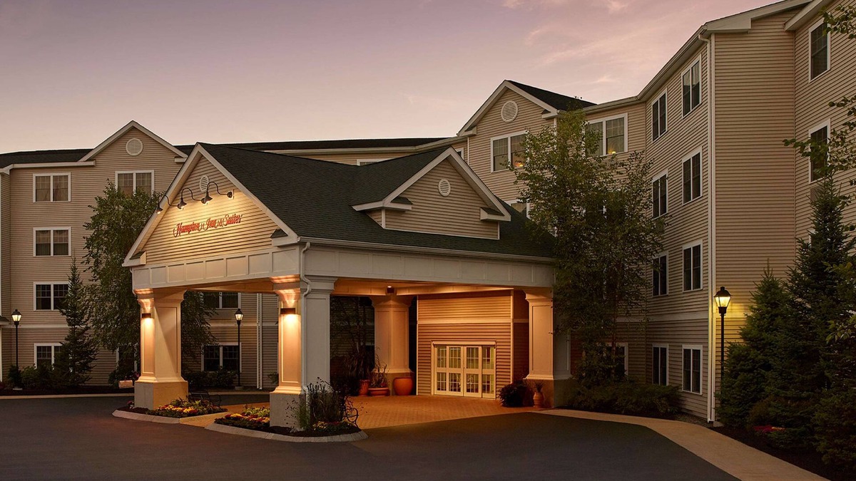 North Conway Hotel | Hampton Inn & Suites North Conway