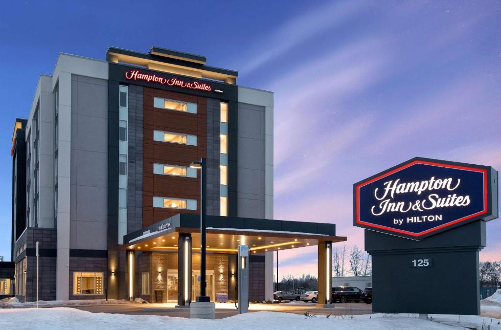 Ottawa Division Hotel | Hampton Inn & Suites Ottawa West, Ontario, Canada