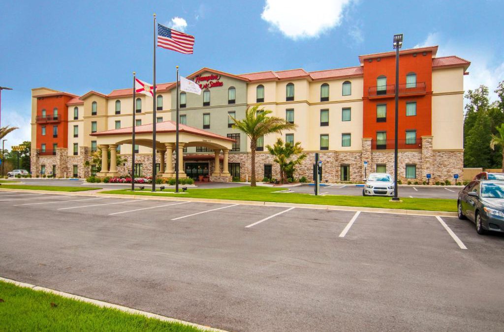 Northwest Pensacola Hotel | Hampton Inn & Suites Pensacola/I-10 Pine Forest Road