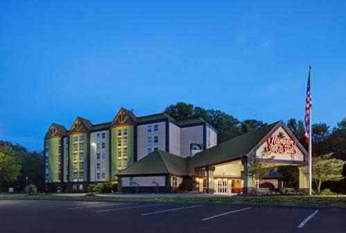 Pigeon Forge Hotel | Hampton Inn & Suites Pigeon Forge On The Parkway