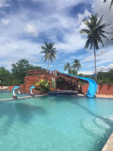 Morong Resort | Hana-Natsu Resorts Pool & Hotel