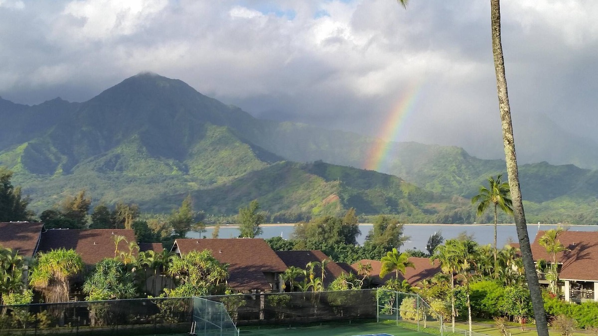 Princeville Apartment | Hanalei Bay RESORT 2312 259.00 Oct28-Nov1 BlowOutSaleBeachFront 10 Star Reviews!