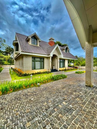 Kalpetta Villa | Hanberry Luxury Cottage