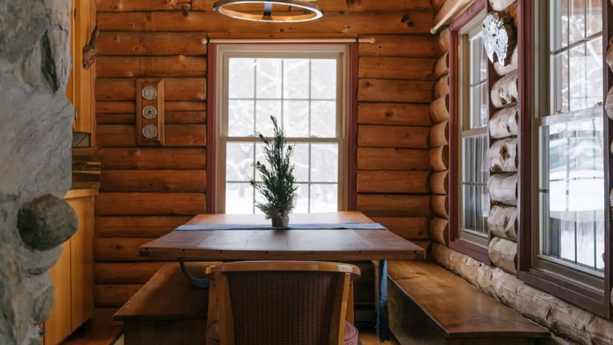 Stratton and Bromley Ski Areas House | | Handmade 4 Bed Log Cabin | 5 Min From Skiing |