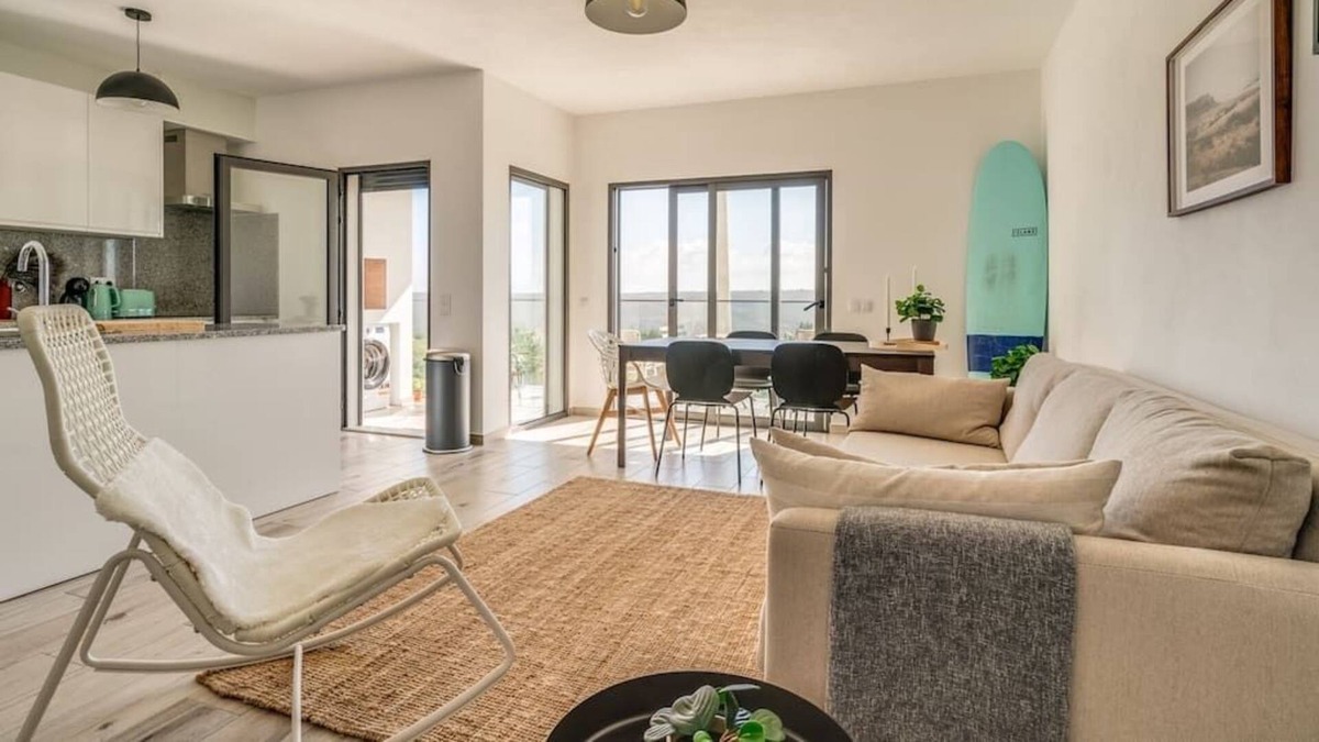 Espartal Apartment | Happiness Apartment | 2bedroom apt in Aljezur
