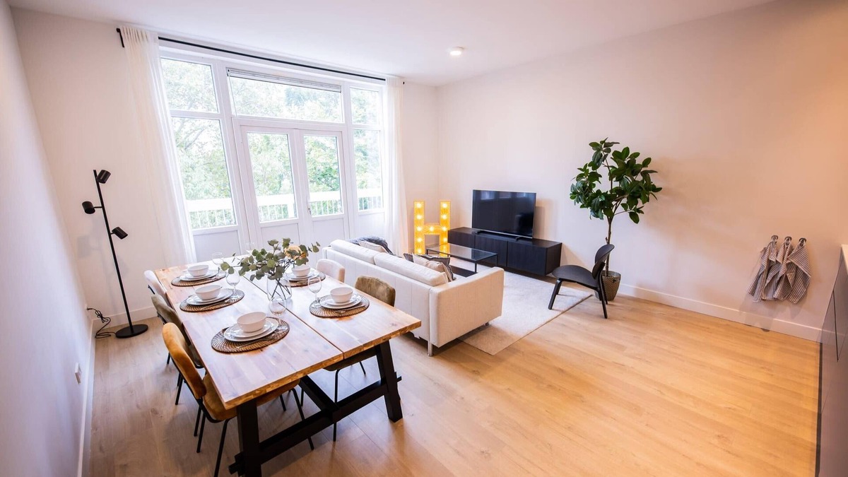 Rotterdam Apartment | Happy 3 Bedroom Serviced Apartment 106m2 -MNLH-
