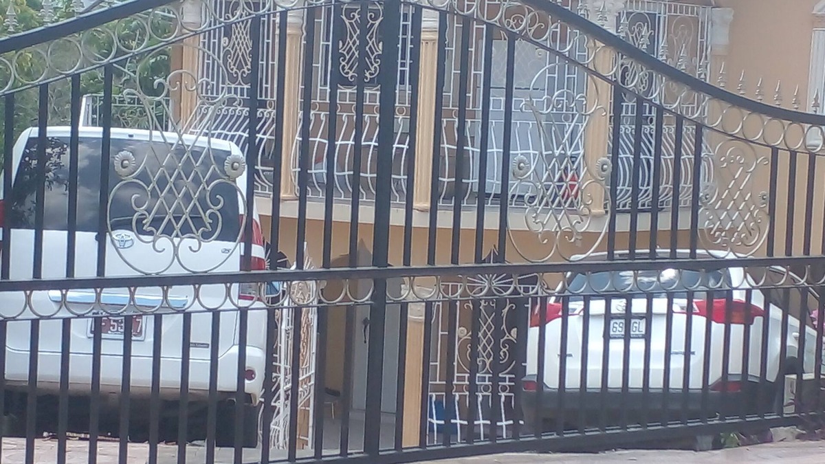 Montego Bay House | Happy and comfortable home- just 4 minutes from the river