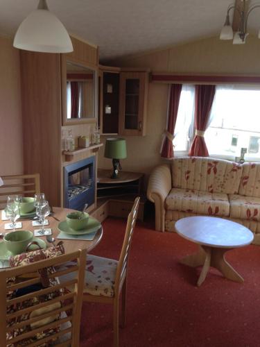 Flamborough Resort | Happy Days Holidays