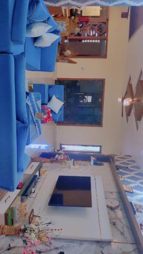 Patiala House | Happy Home