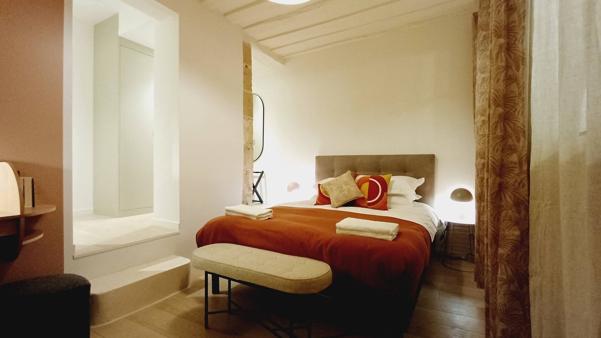 Les Iles Apartment | Happy Stay Paris - Marais Bourg-Tibourg