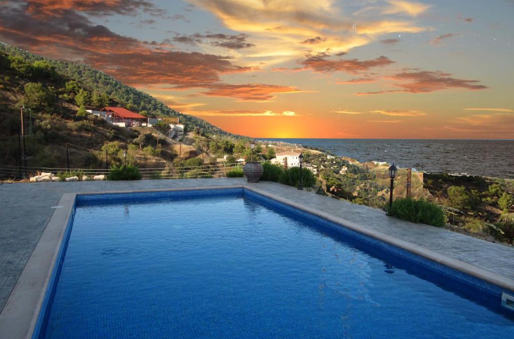 Pomos Villa | Happy Trails Pomos Panoramic Villa
