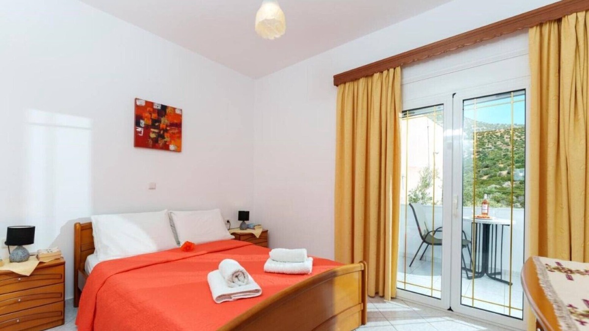 Kastri Apartment | Hara's Apartment 1 Two-Bedroom Apartment