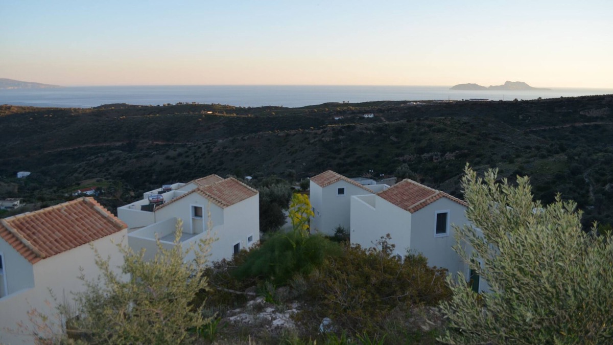 Agia Galini Apartment | Harakas modern villas with all commodities in preserved South Crete