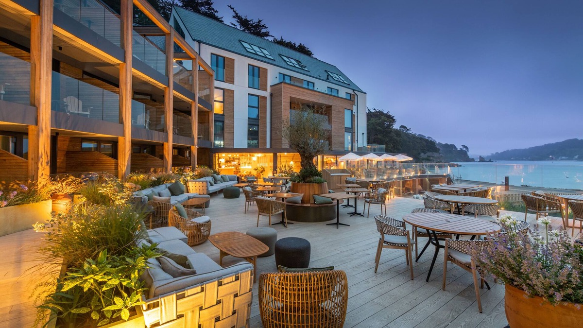Salcombe Hotel | Harbour Beach Club & Hotel