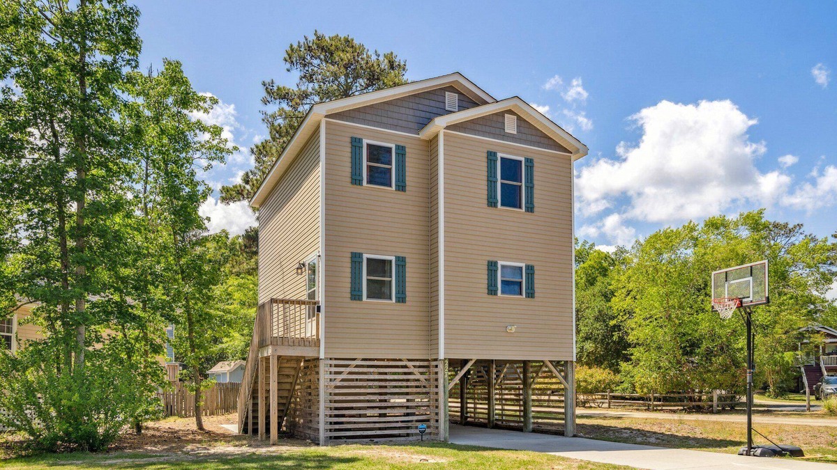 Colington Harbour House | Harbour Haven*Community: Pool, Boat Ramp, Tennis