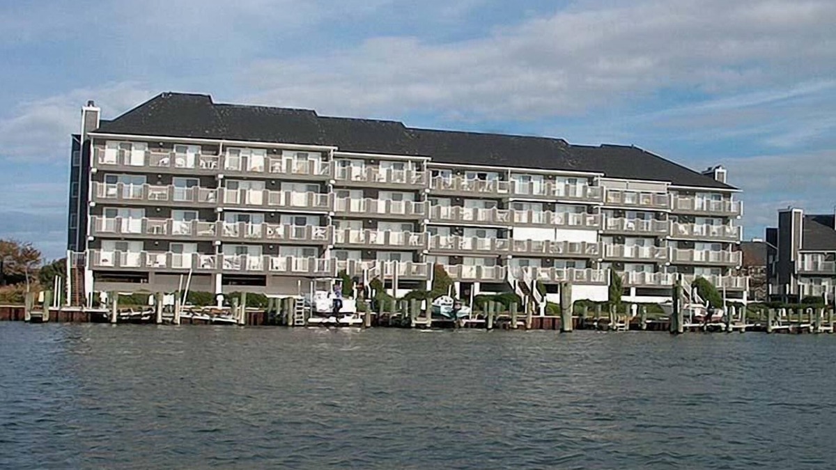 Ocean City Condo | Harbour Island 402L-Baywater 14th St, WIFI, Pool, Elev, W/D, AC