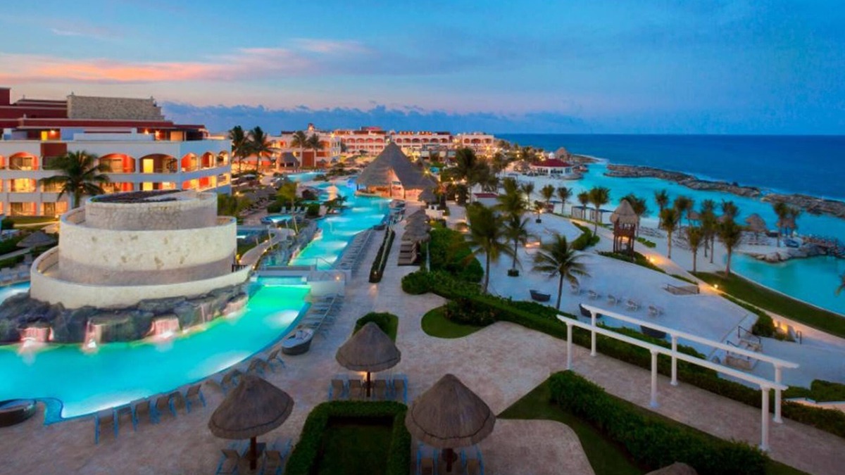 Puerto Aventuras Resort | Hard Rock Hotel Riviera Maya - All Inclusive