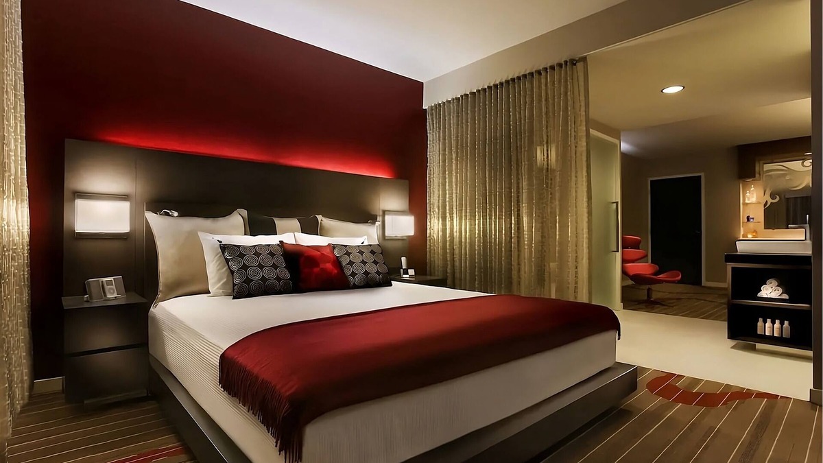 Gaslamp Quarter Hotel | Hard Rock Suite 1 King Bed, In the Heart of Downtown San Diego