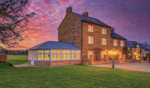 Wellingborough House | Hardwick Lodge