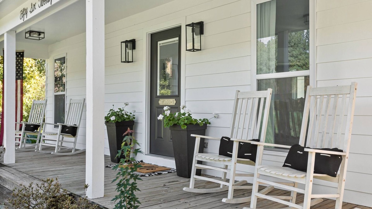 Franklin House | Hargrove House - Charming and Dreamy Retreat on 4 acres in Leiper's Fork