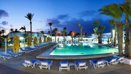 Aghir Hotel | Hari Club Beach Resort