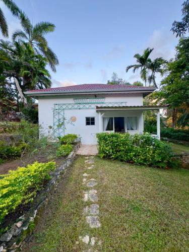 Reading Apartment | Harlequin Cottage