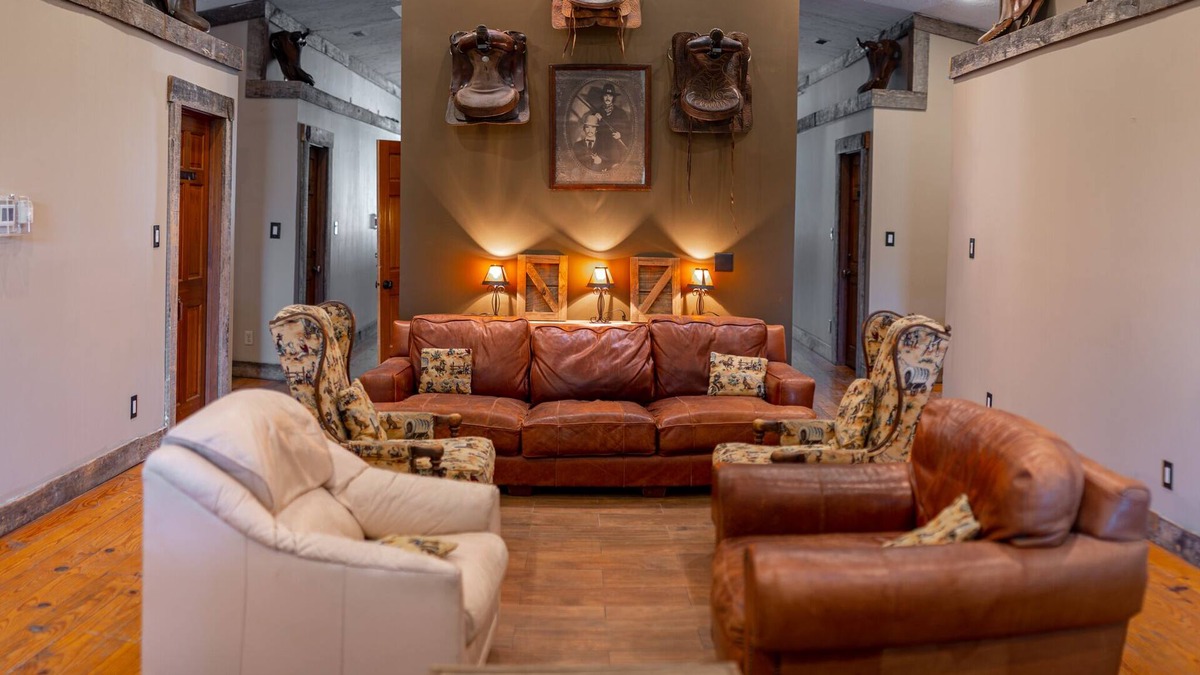 Gnaw Bone Hotel | Harmony Tree Resorts