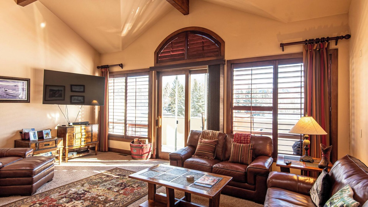 Ketchum House | Harriman Townhome 5 - Ideal Family Hangout Haven with Pool Access