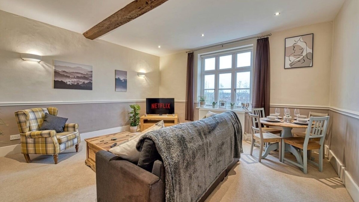 Worcester Apartment | Harrow Croft, 2 Bedroom Flat St Johns, Worcester